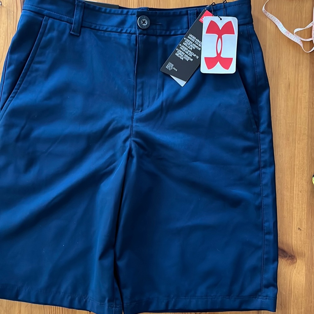 Brand New Under Armour Boys Shorts, Blue, size 14